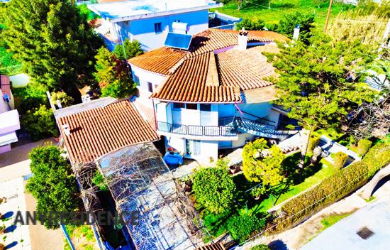 5-комн. дом в городе в Истмии