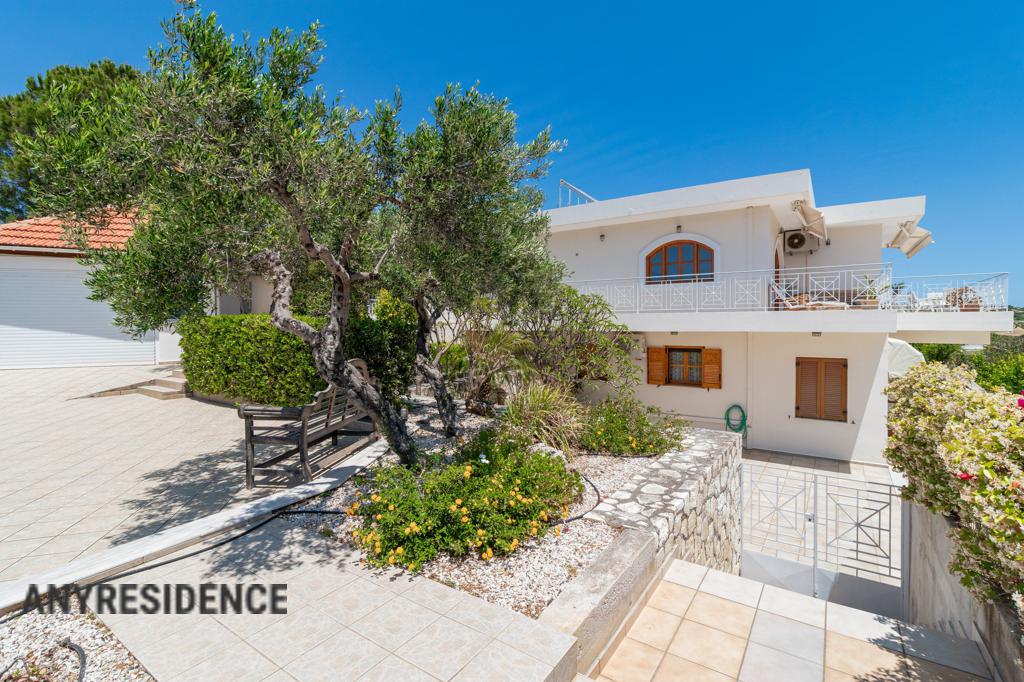 Дом в городе в Ханье, фото №10, объявление №2487807